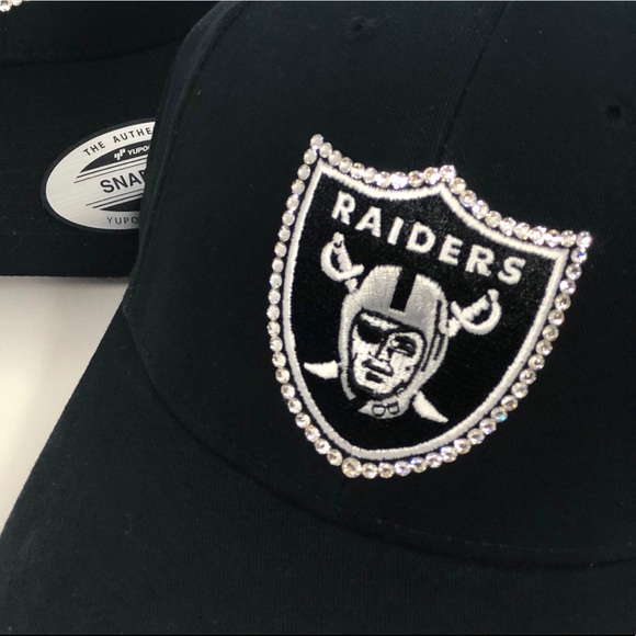 Swarovski ? RAIDERS hat main image 4